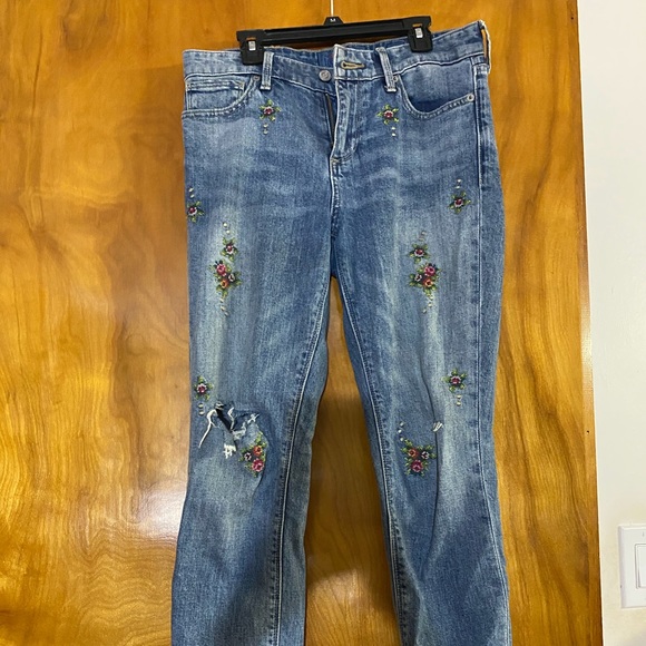 Lucky Brand Skinny Jeans! - Picture 3 of 4